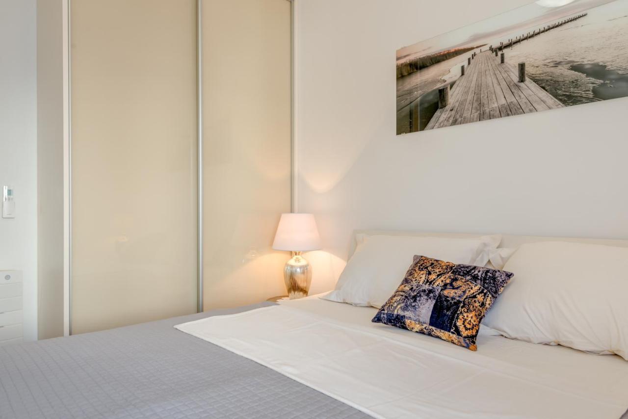 Joy 1 Apartment ノヴァリャ エクステリア 写真