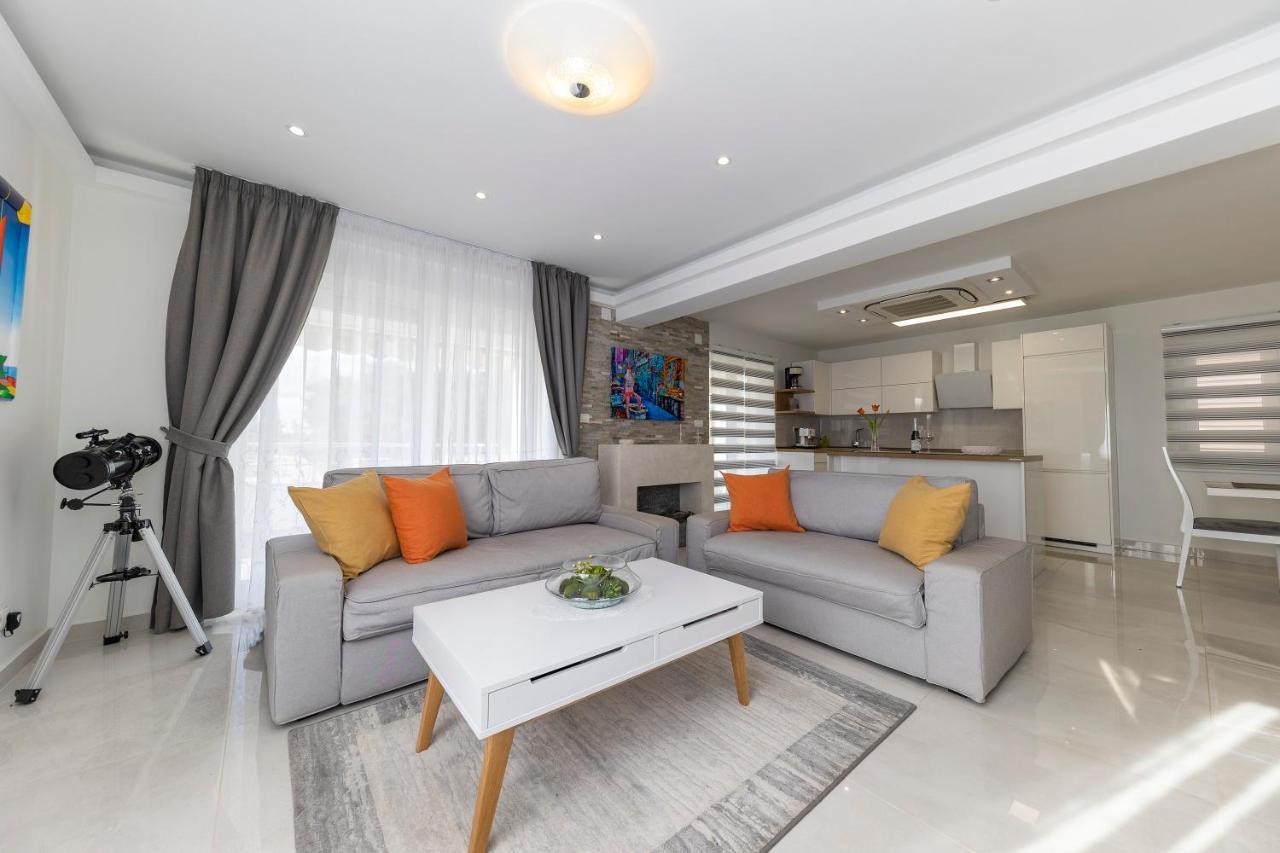 Joy 1 Apartment ノヴァリャ エクステリア 写真